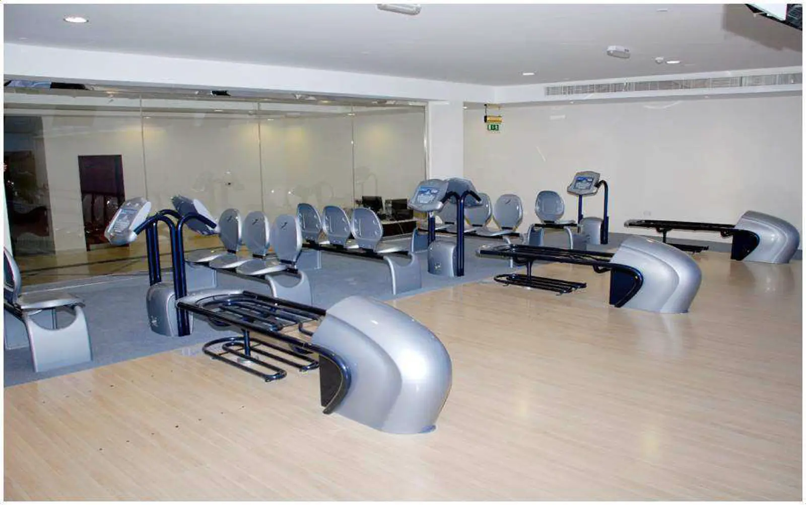 Sports Hall, Al Lisaili